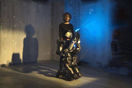 Alex Braga e Coman+, la vita futura di uomini e robot VIDEO