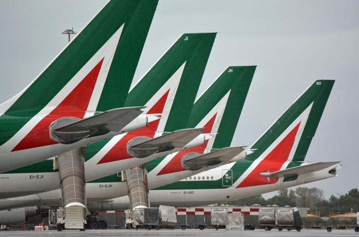 Alitalia: De Micheli,avvio costruzione newco imminente