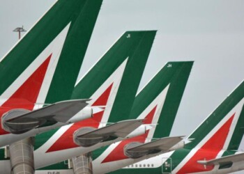 Alitalia, l’annuncio di Conte: Caio presidente e Lazzerini ad