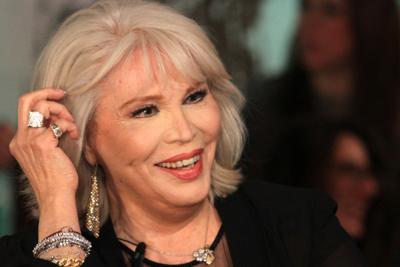 Amanda Lear: “Dalì? Un maschilista, ma da lui ho imparato tutto” 