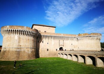 Beni culturali: 498 mila euro per 13 interventi Marche