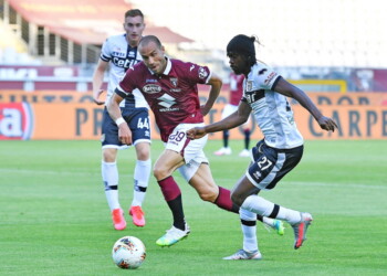 Calcio: riparte la serie A, Torino-Parma 1-1