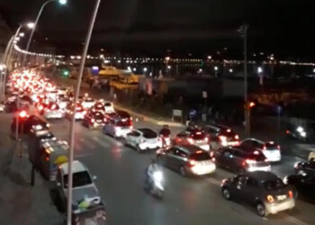 Cantieri in A10, 12 km coda in città