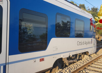 Carrello treno esce dai binari vicino Trieste, bloccata linea