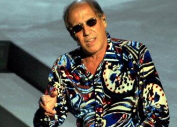 Celentano: “Fabbriche di armi come la mafia” 