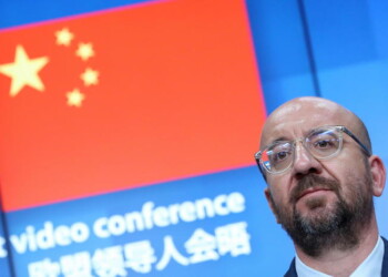 Cina-Ue, no a interferenze su Hong Kong