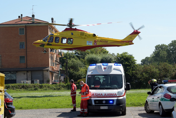Congestione in piscina,gravissimo 13enne