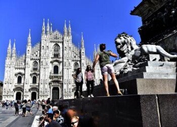 Coronavirus: dossier Rur, con lockdown persi 29,4 mln turisti e 81 mln pernottamenti 