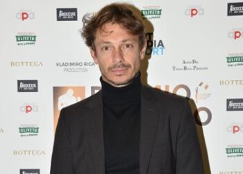 Covid, Giorgio Pasotti: “Per giorni mio cugino ha cercato mia zia morta” 