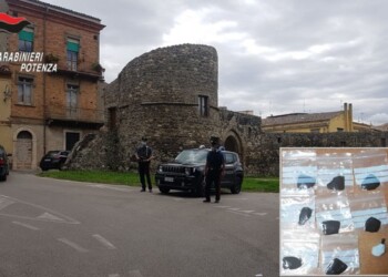 Droga: ha cocaina e hascisc, un uomo arrestato a Rionero