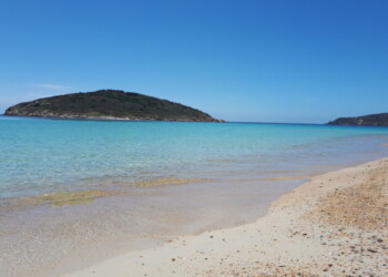 Eccellente il mare di Sardegna, al top con la Puglia