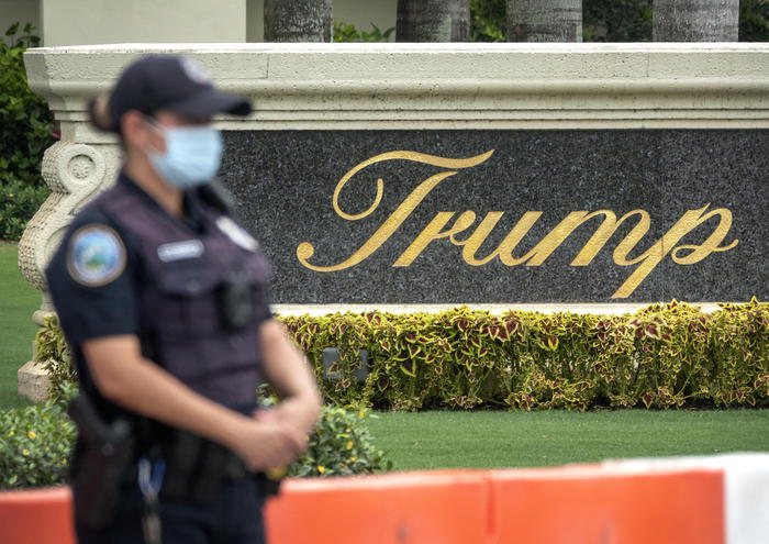 Floyd, Trump voleva 10mila soldati