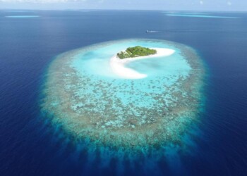 Gli atolli corallini si sollevano con gli oceani