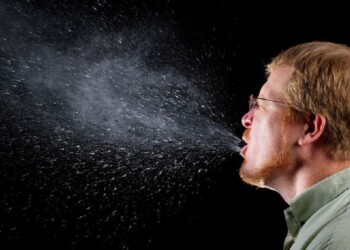 Il coronavirus resta sulle superfici da 3 secondi a 2 minuti