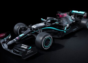 La regina della F1 abbandona il tradizionale argento e si veste di nero