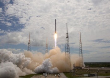 Lanciati altri 60 satelliti da Space X per l’internet globale