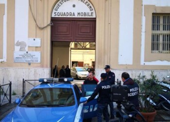 Mafia: ‘soffiate’ a clan Brancaccio, arrestato ex ispettore Ps