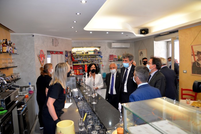 Marsilio visita ex zona rossa Villa Caldari