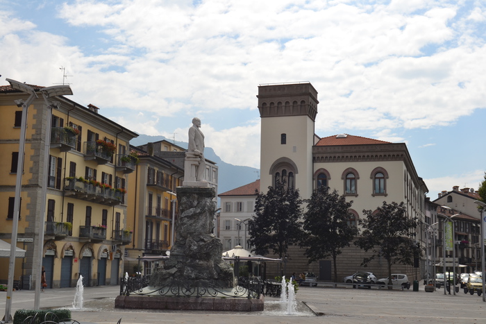 Morta in casa la pm di Lecco Laura Siani