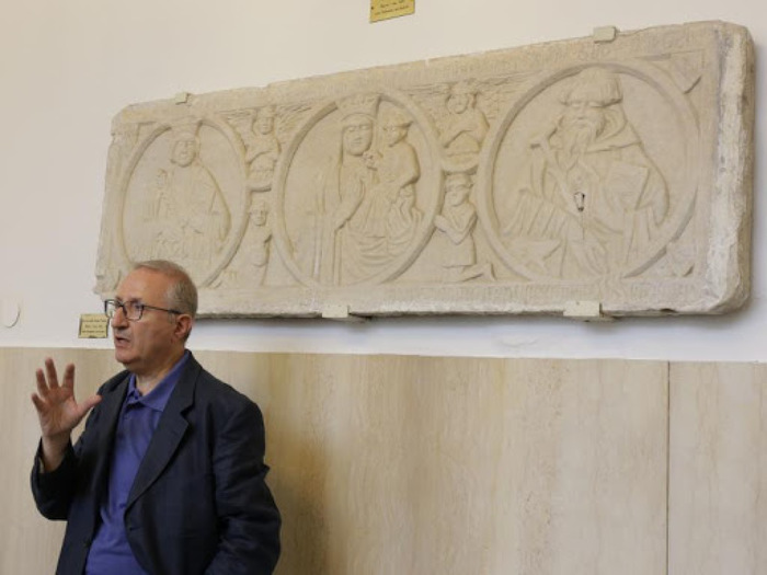 Morto mons. Ugo Dovere, Chiesa di Napoli in lutto