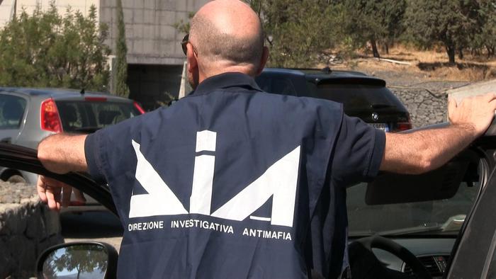 ‘Ndrangheta, Dia confisca beni per oltre 500mila euro