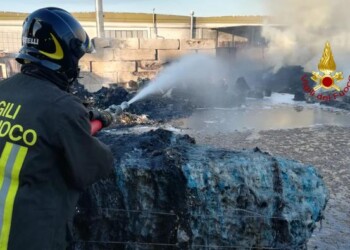 Ordinanza del sindaco dopo incendio a Ponte San Giovanni