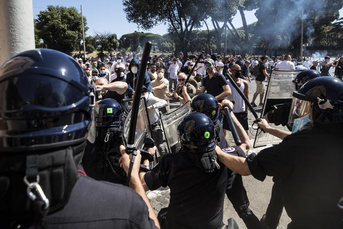 Pd Roma-Torino,stop cortei neofascisti