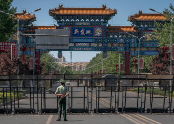 Pechino, altri 10 quartieri in lockdown