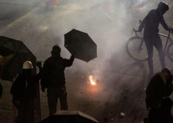 Usa: altro afroamericano ucciso da agente