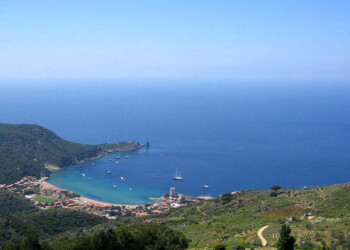 Vacanze per 51% italiani, molte rinunce per motivi economici