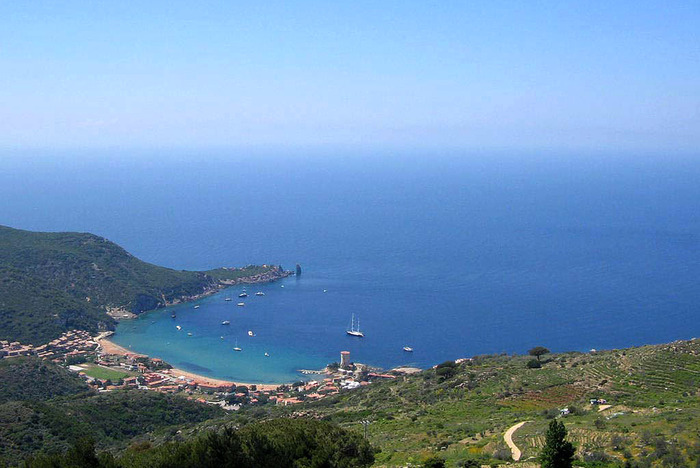 Vacanze per 51% italiani, molte rinunce per motivi economici