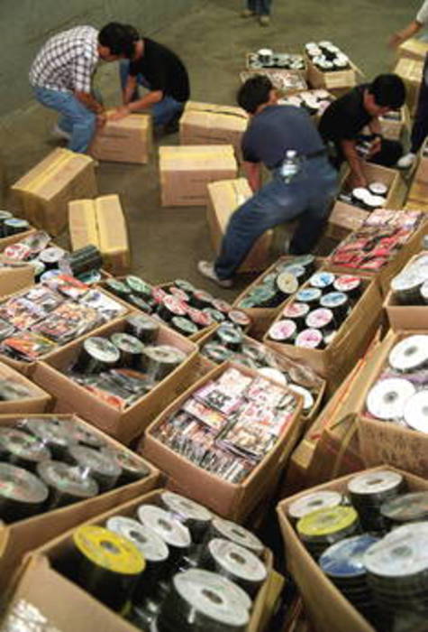 1,1 miliardi in fumo per la pirateria audiovisiva