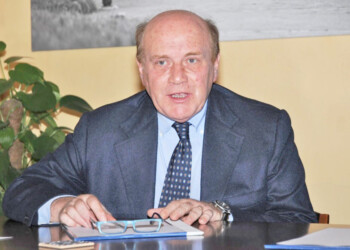 Campania, a giugno calo delle presenze turistiche del 90% – Federalberghi: «Situazione drammatica, il governo intervenga»