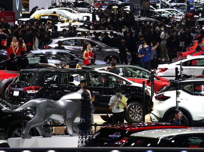 Auto: mercato Europa ancora in calo, a giugno -24,1%