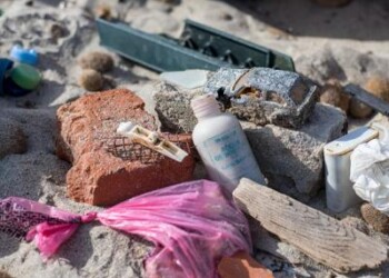 Beach Litter, 654 rifiuti ogni cento metri di spiaggia  