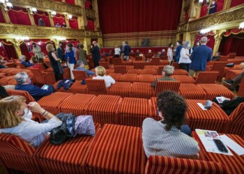 Bonus cultura da 700 a 1000 euro, ok dalla Commissione