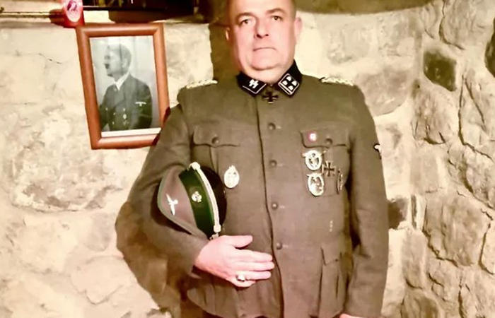 Consigliere comunale in divisa nazista. Rizzetto, non è FdI