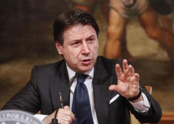 Conte: «Con il Dl semplificazioni percorso a scorrimento veloce per le opere. A breve grande piano per la banda larga»