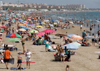 Coronavirus: Barcellona riduce del 15% l’accesso a spiagge