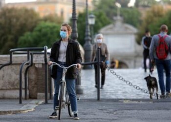 Coronavirus Italia, meno contagi ma più morti 