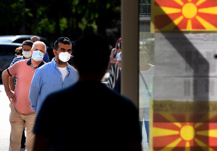 Coronavirus: nei Balcani prosegue forte ripresa contagi