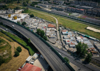 Coronavirus, Scampia negativi 29 tamponi
