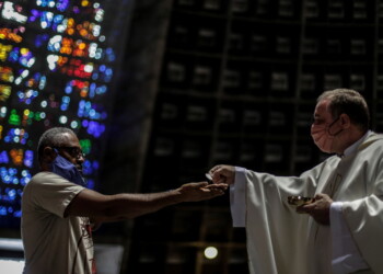 Coronavirus: scatta obbligo mascherina in tutto Stato di Rio