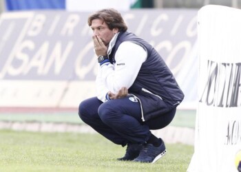 Cremonese-Spezia 0-0, Crotone in serie A
