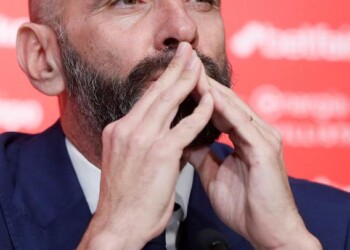 Europa League, Monchi: “Conosco la Roma, difficile superarla”