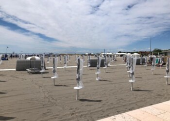 Fase 3: balneari Fvg, spiagge sold out in week-end, poi stop