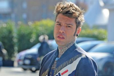 Fedez: “Mamhood a museo Egizio ok, Ferragni agli Uffizi è scandalo” 