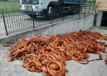 GUARDIA DI FINANZA: SEQUESTRO DI OLTRE 8 MILA CHILOGRAMMI DI RIFIUTI METALLICI COSTITUITI DA RAME DI DUBBIA PROVENIENZA.