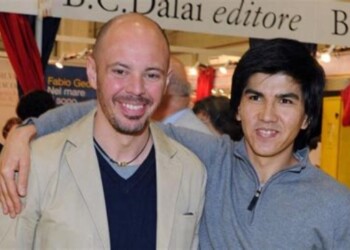 Il bimbo di dieci anni scampato ai massacri che vuole tornare a casa: “Vi racconto la storia di un figlio”