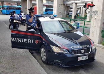 Incendiano rifiuti e residui lavorazione, tre denunce